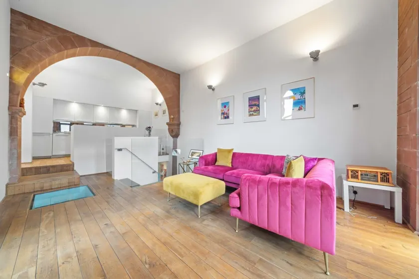 Unique 1 Bedroom Near West End - Image 1