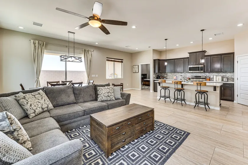 Mtn-View Home w/ Patio, 3 Mi to Colorado River! - Image 1