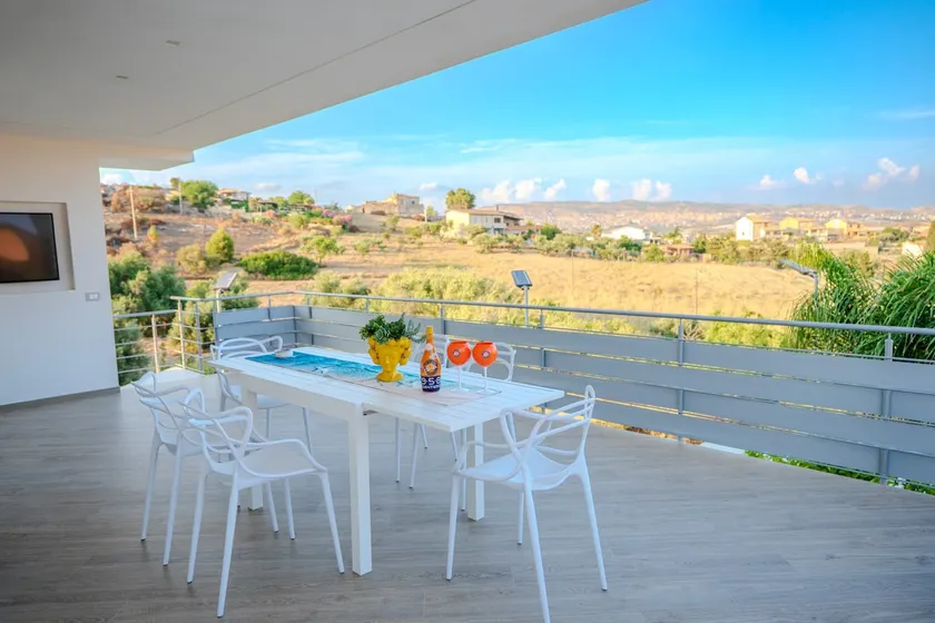 Stella Marina Holiday Home - Image 1