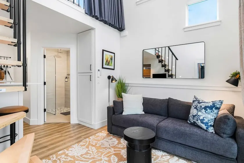 Covelet Hideaway - Image 1