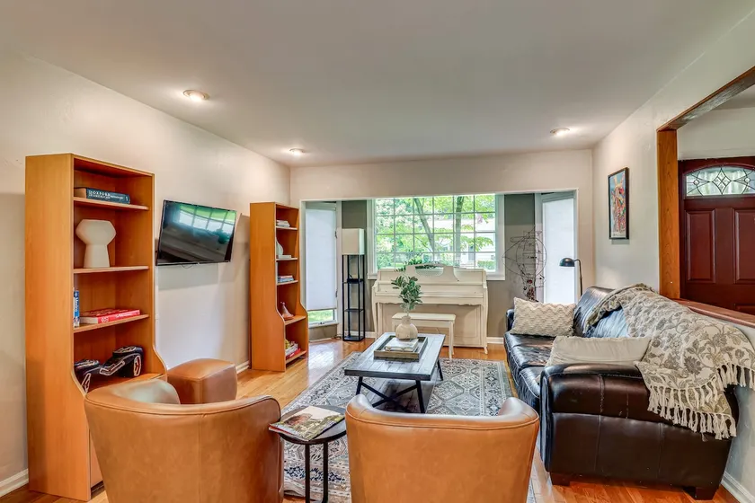 1 Mi to Campus: Princeton Home w/ Furnished Deck - Image 1