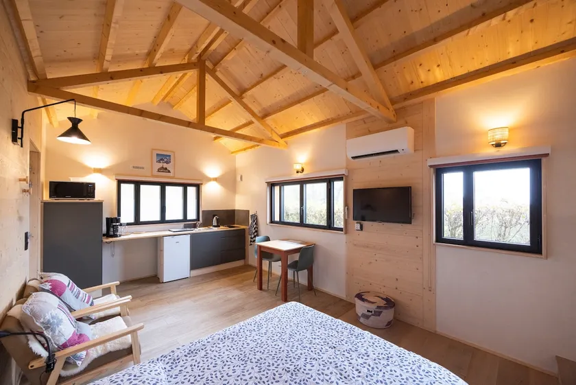 Cabin - Image 1
