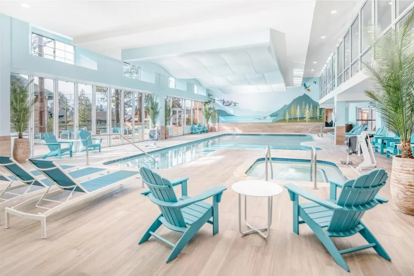 Lake Tahoe Suite | Heated Pool. Live Music.Wet Bar - Image 1