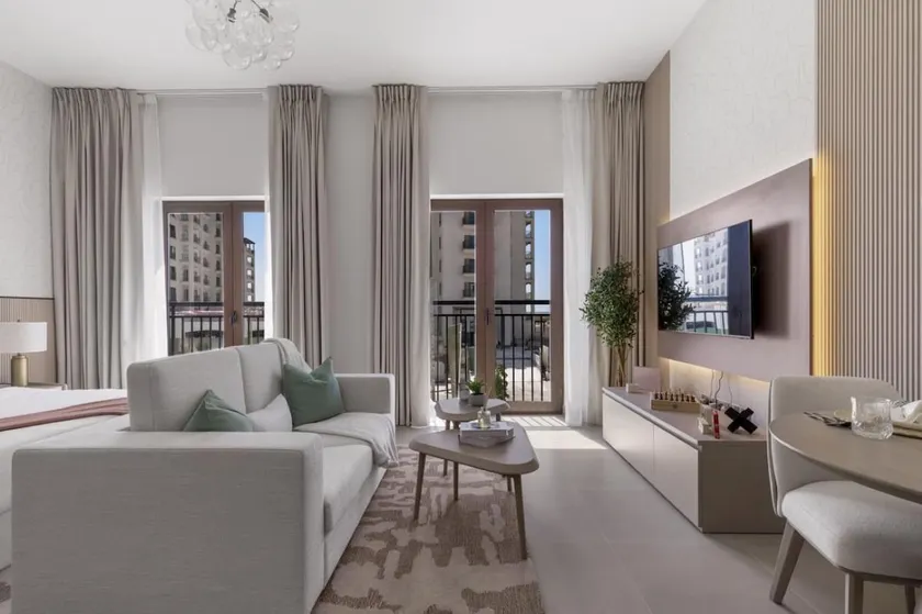 Luxury Yas Studio near Yas Golf & F1 - Image 1