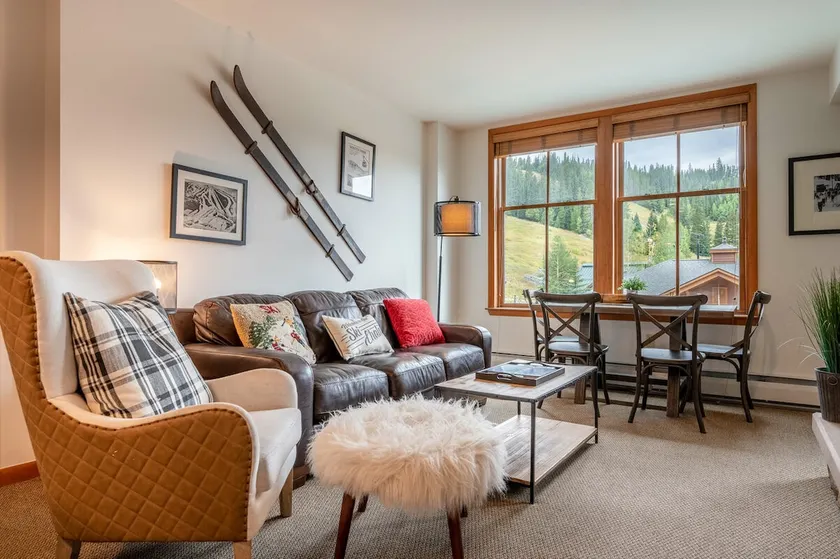 Zephyr Mountain Lodge - Image 1