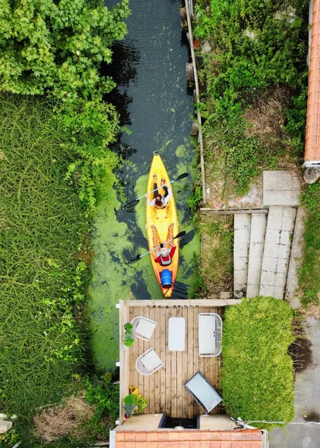 Free kayak, Cariboulocation - Image 1
