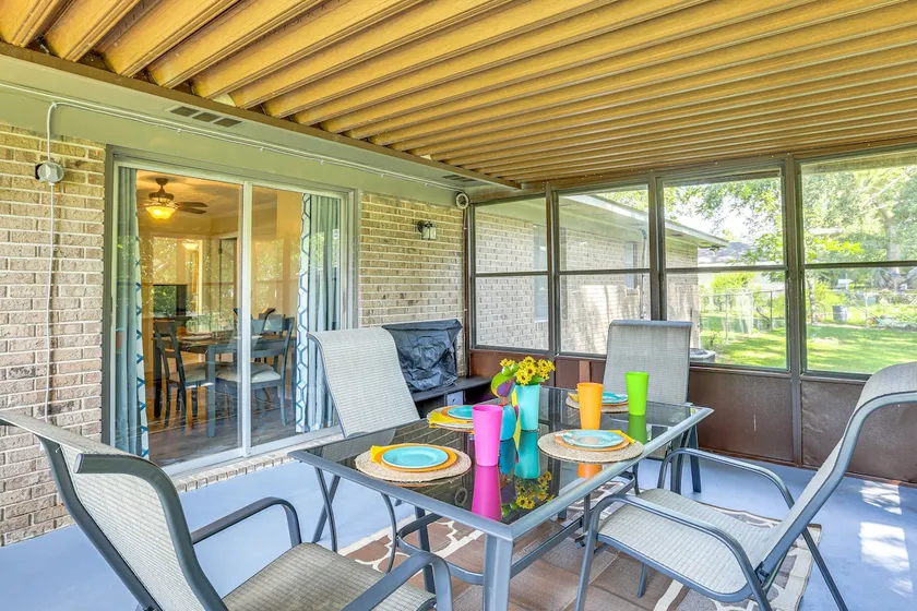 1 Mi to Dtwn Waycross: Home w/ Furnished Porch - Image 1