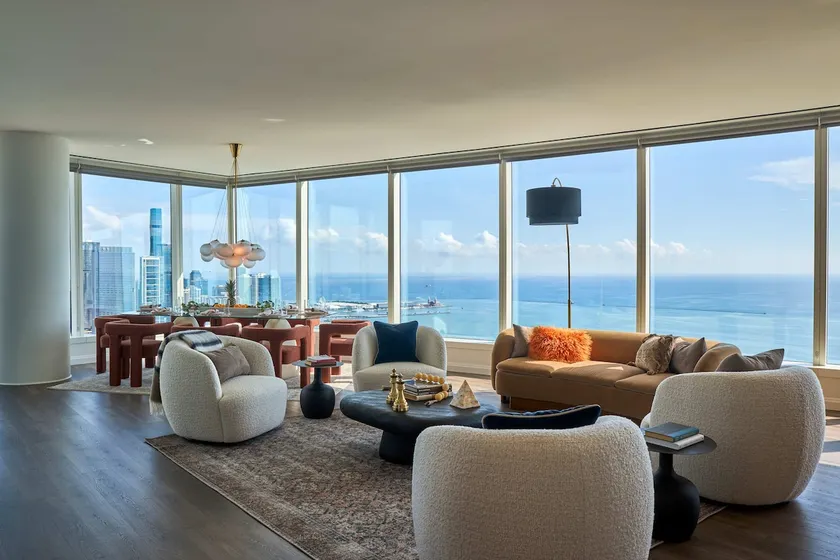 Front Row to the Lake & Skyline: Epic 60th Flr 3BR - Image 1