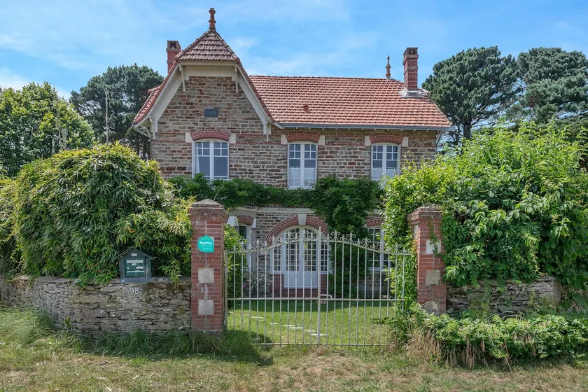 Charming villa 250 m from the beach for 14 - Image 1