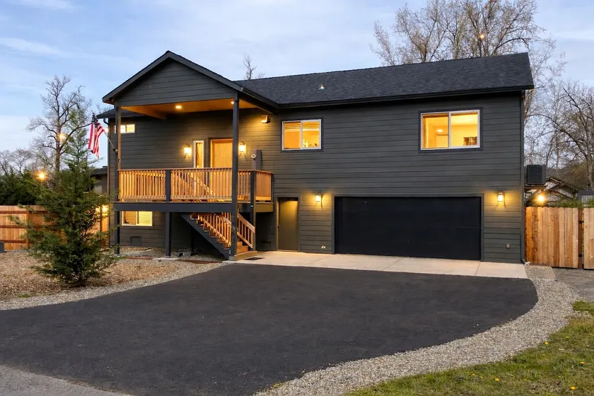 New Riverfront Home on 1 Acre - WiFi, Covered Deck - Image 1