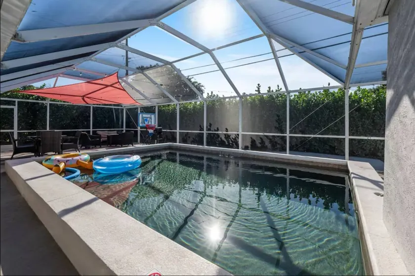 Heated Pool home near Port, Beaches, USSSA Kennedy - Image 1
