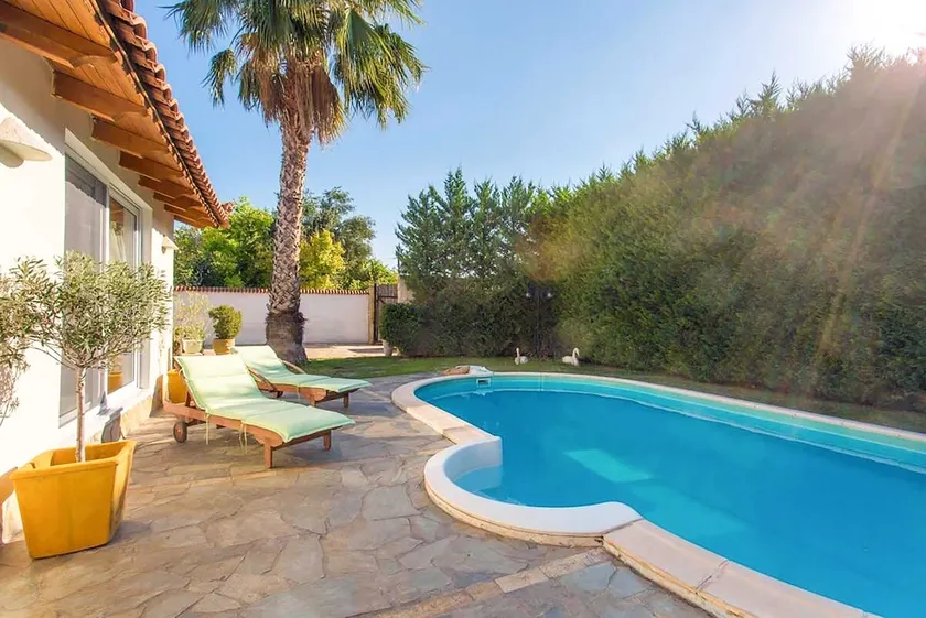 Mini Paradise Salamina - Private Pool Retreat - Image 1