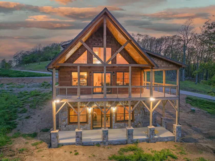Brand New | Hot Tub + Grandfather Mtn + Views - Image 1