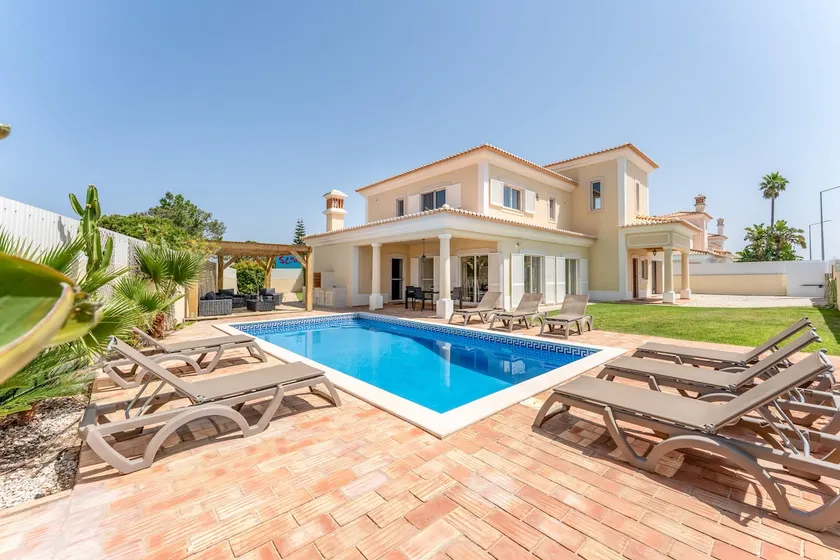 Villa Castelo by Algarve Holidays - Image 1