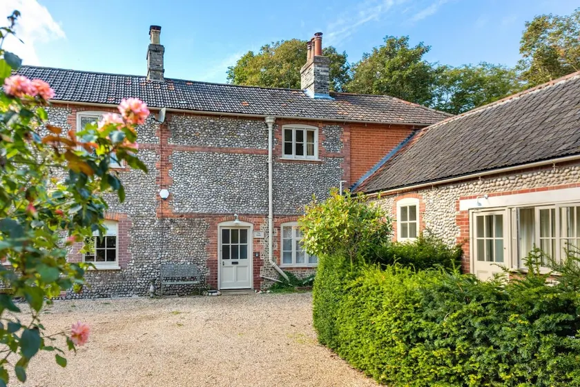 2 Bed in Holt (oc-t24825) - Image 1