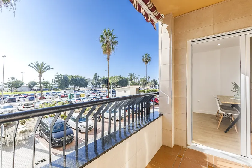 A&N Mediterranean Seafront Terrace Torre del Mar - Image 1