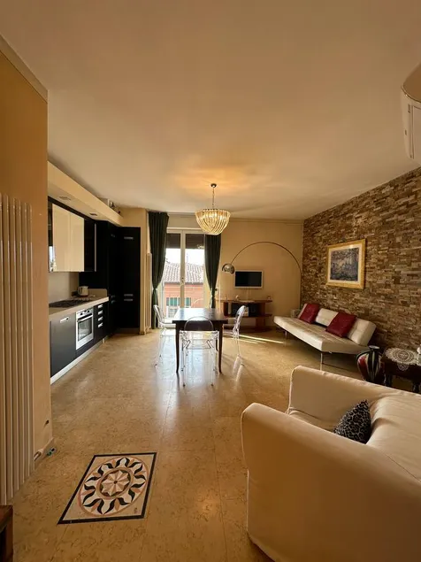 Bardolino Center Apartments - Image 1