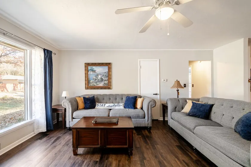 Magnolia - 4 Bedroom 2 bath & pets allowed - Image 1