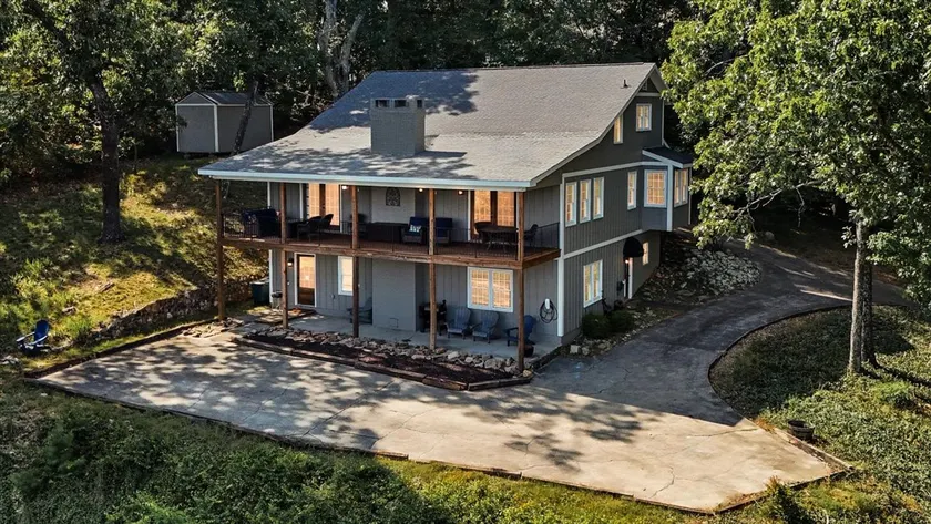 Mt Alto Chalet Retreat~ Mountain + Sunrise Views - Image 1