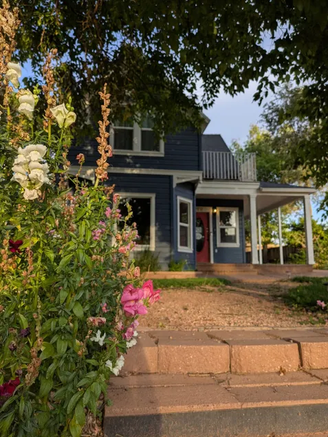 Grand Circle Lodge · Grand Circle Lodge · Spacious - Image 1