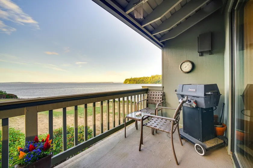 Water Views & Marina Access: Port Ludlow Getaway - Image 1