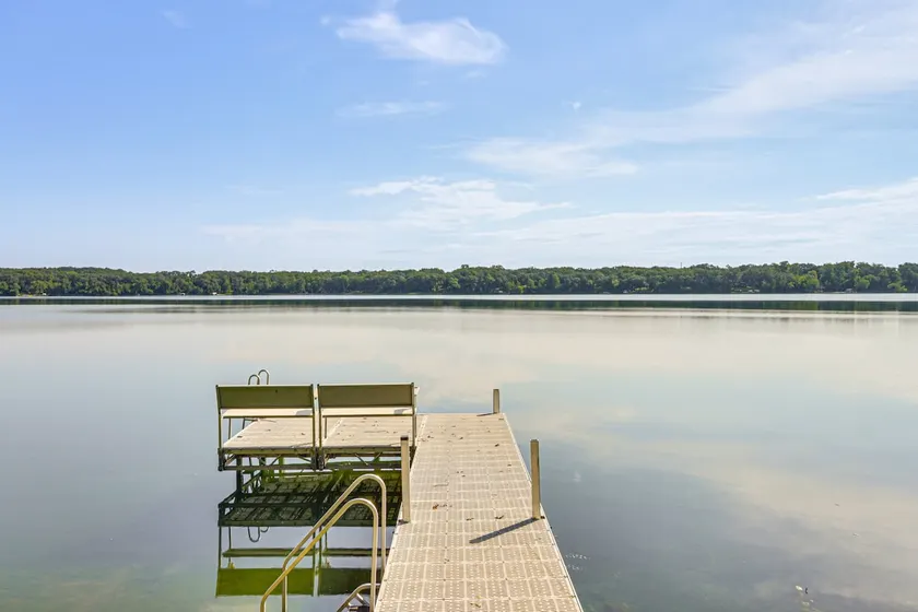 'Elbow Lake Escape' w/ Dock in Underwood! - Image 1