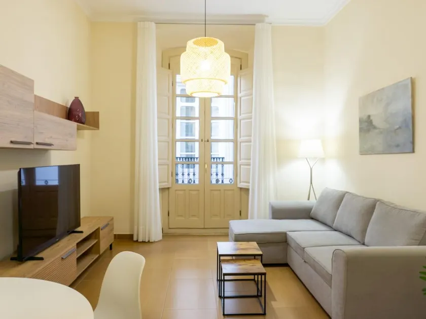 Soho Apartment Principal Avenue - Image 1