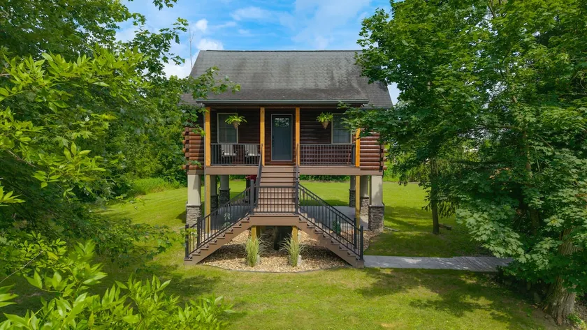 Creekside Cabin | Kayaks + Hot Tub - Image 1