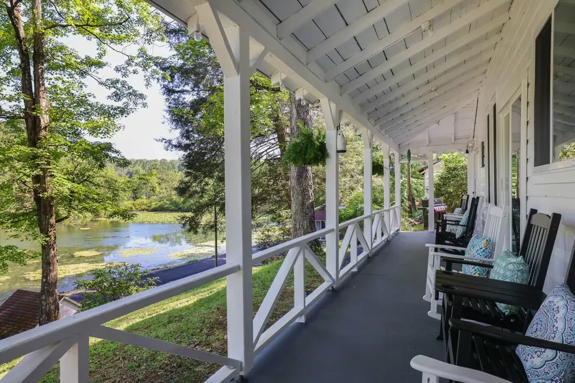 Heatherbell A Lakeside Retreat - Image 1