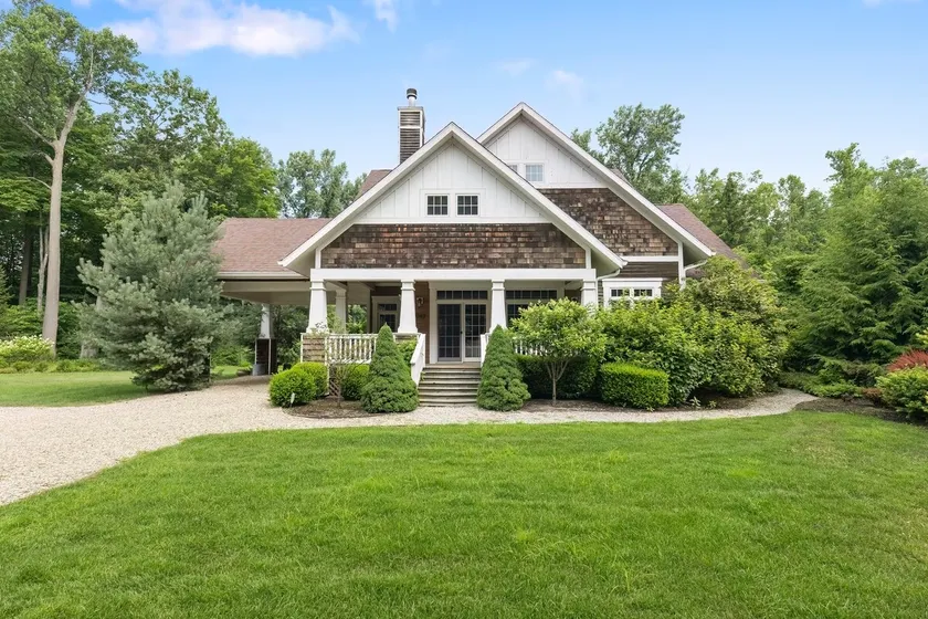 Four Seasons Retreat - Image 1