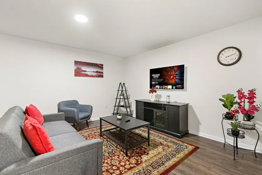 Comfort Oasis - NYC & NWK w/free parking - Image 1