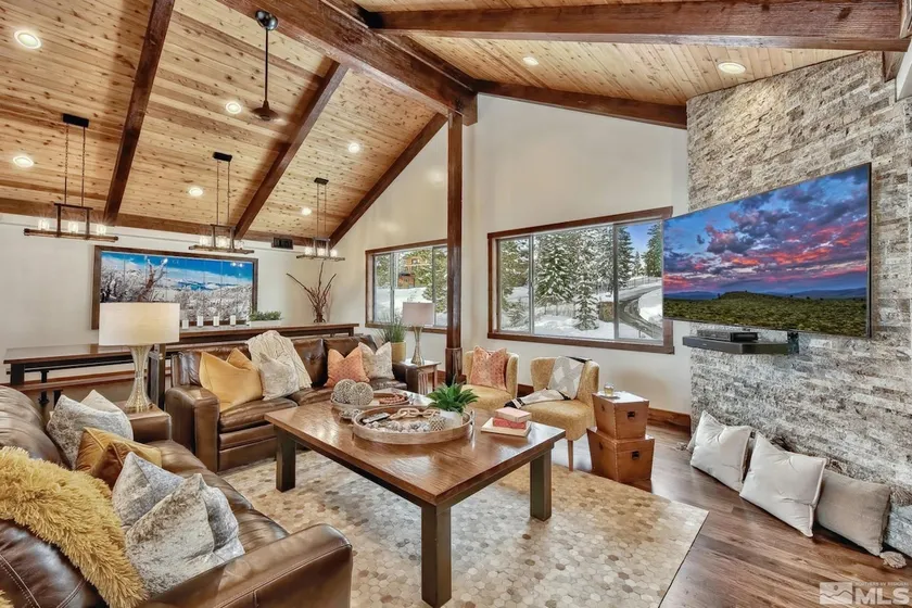 9BD Lake Tahoe Home Gameroom Hot tub Sauna lx33 - Image 1