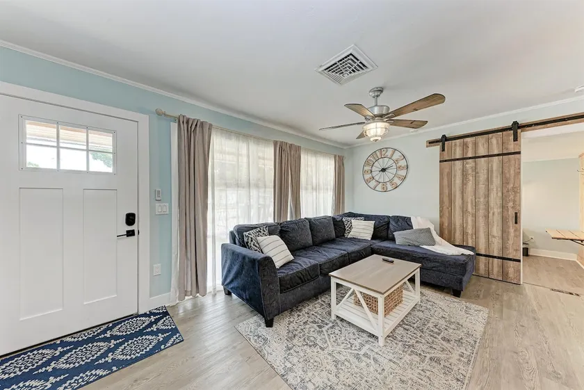 Seagrass Cottage - Image 1