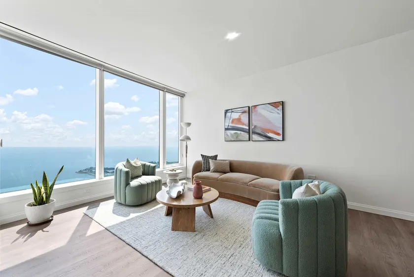 Cultural Mile 2BR, A Stay in the Sky, 65th Floor - Image 1