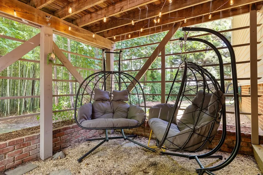 Fenced Yard | Pool Access | Fire Pit - Image 1