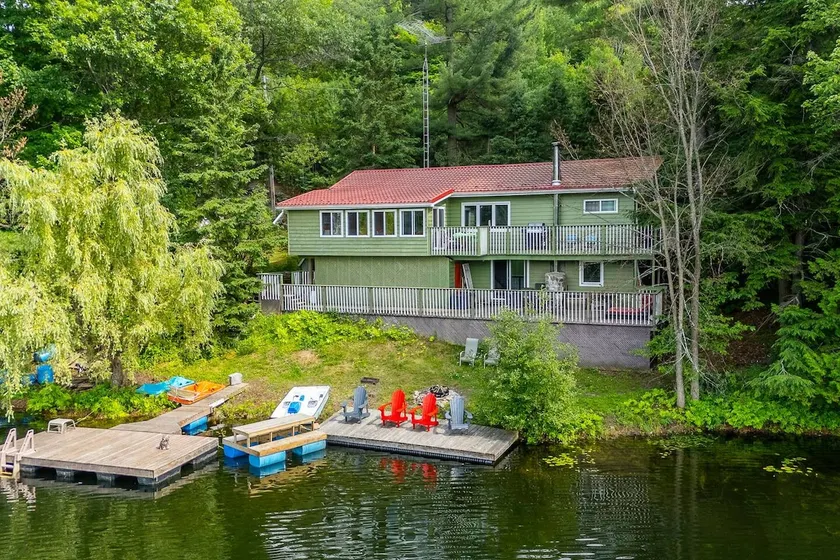 Waterfront Cottage Escape • Year-Round Living - Image 1
