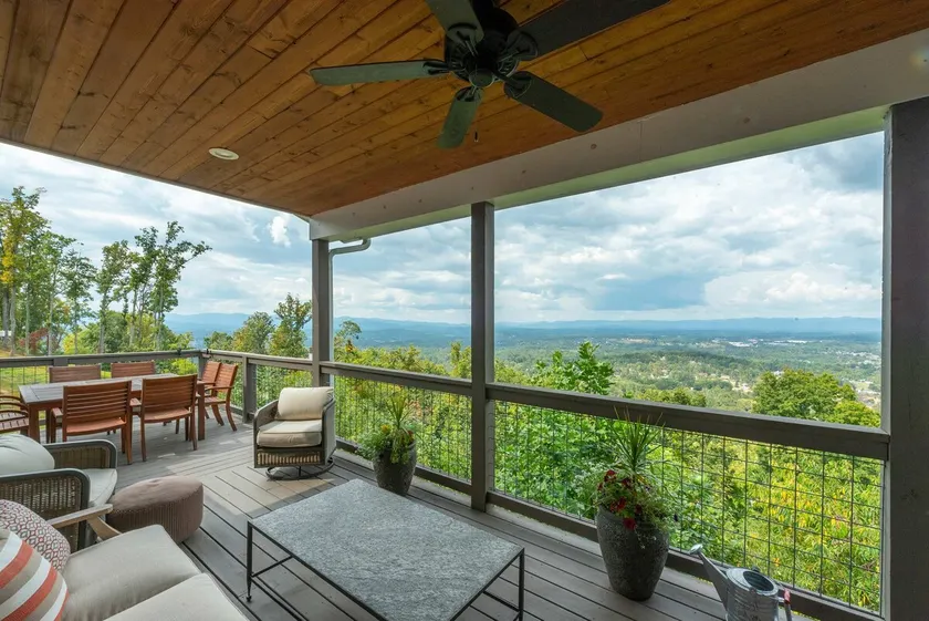 Mountainside Tranquility- Hot Tub Views Fire Pit Family Friendly - Image 1