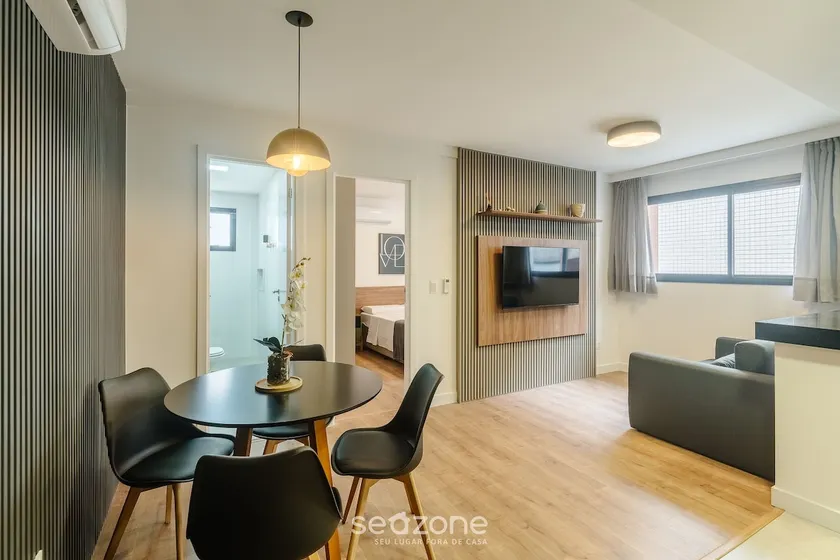 1 Bedroom Apartment 300m from the Beach EEP1102 - Image 1