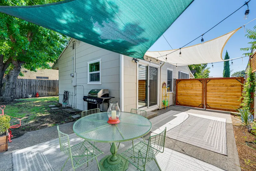 < 1 Mi to Oakland A's Park: West Sacramento Home - Image 1