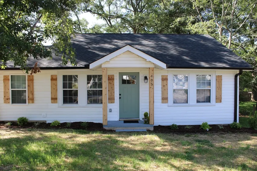 Sagewood Cottage - Image 1