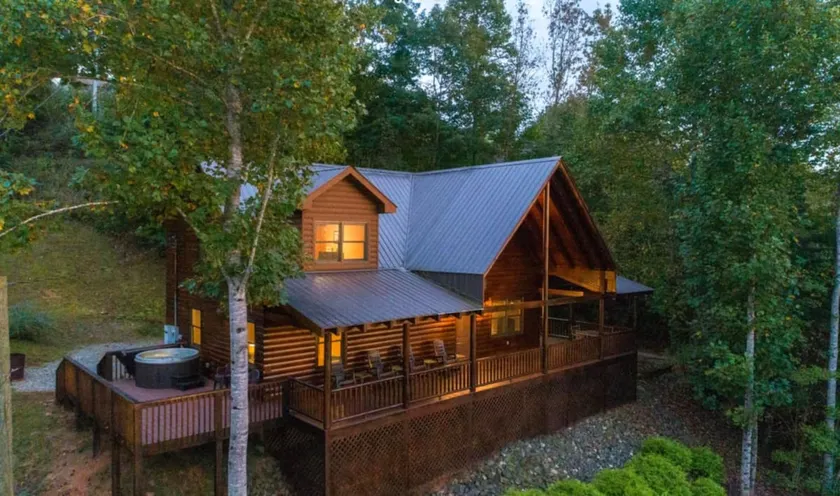Bear Cove Cabin - Image 1