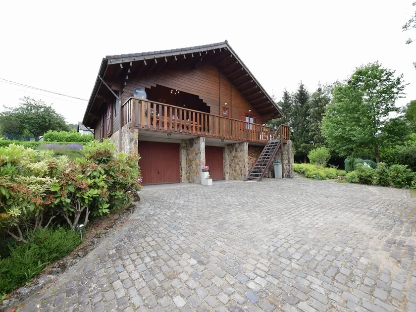 Splendid Chalet in Durbuy with Garden - Image 1