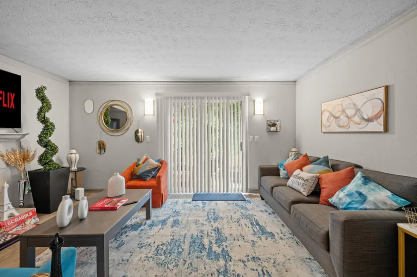 2 Luxury King Beds - Short Walk to Truist Park - Image 1