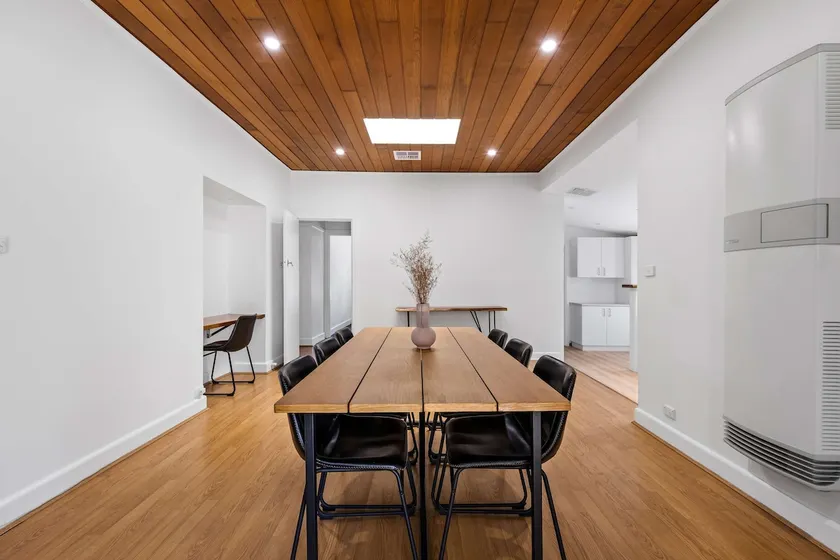 Strathdale Stay - Cozy & Pet Friendly - Image 1