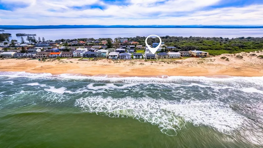Time and Tides - Beachfront, Stunning Ocean Views - Image 1