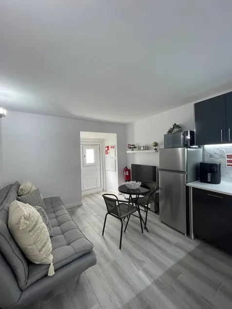 Cacilhas (Tagus River Apartment) - Image 1