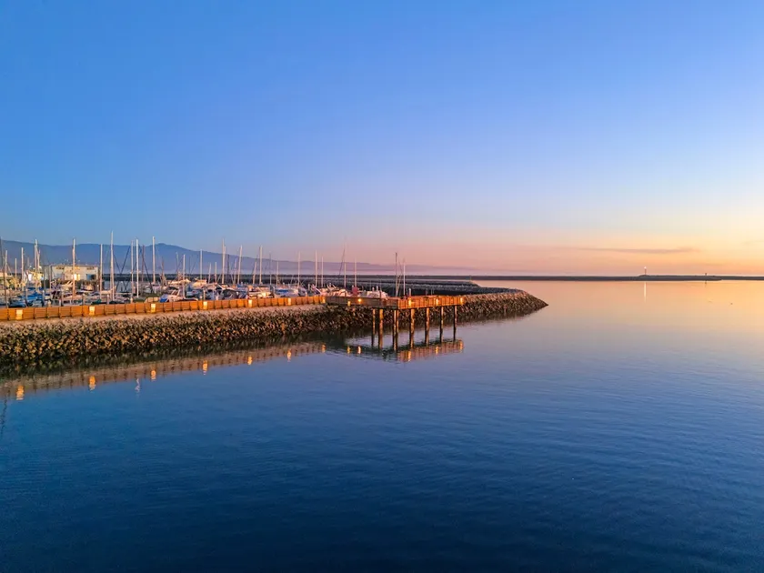 The Coastal Retreat Scenic Harbor Ocean Views - Image 1