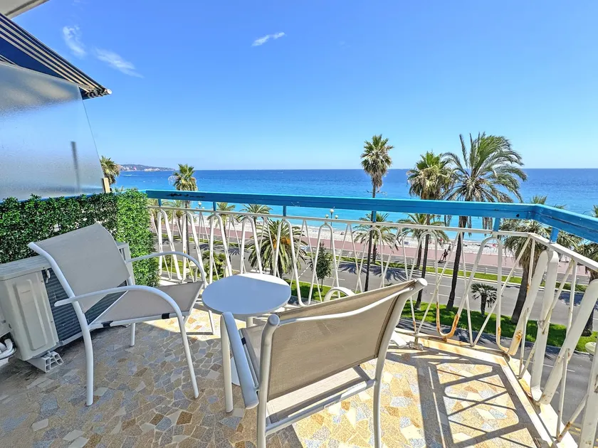 Nice Promenade des Anglais Your Seafront Flat - Image 1