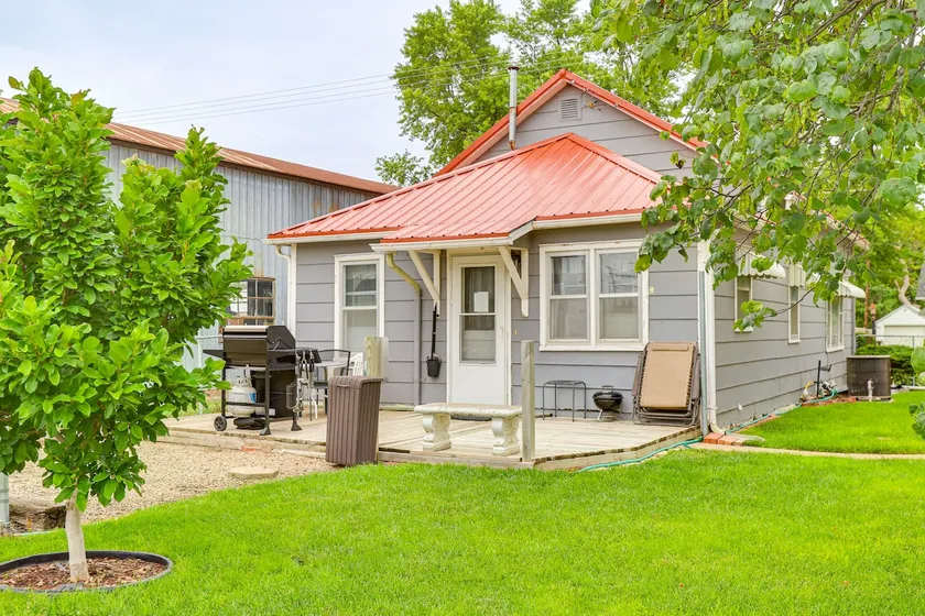 Dtwn Belleville Home w/ Yard < 1 Mi to High Banks - Image 1