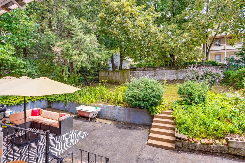 Steps to Union College: Home w/ Shared Yard! - Image 1